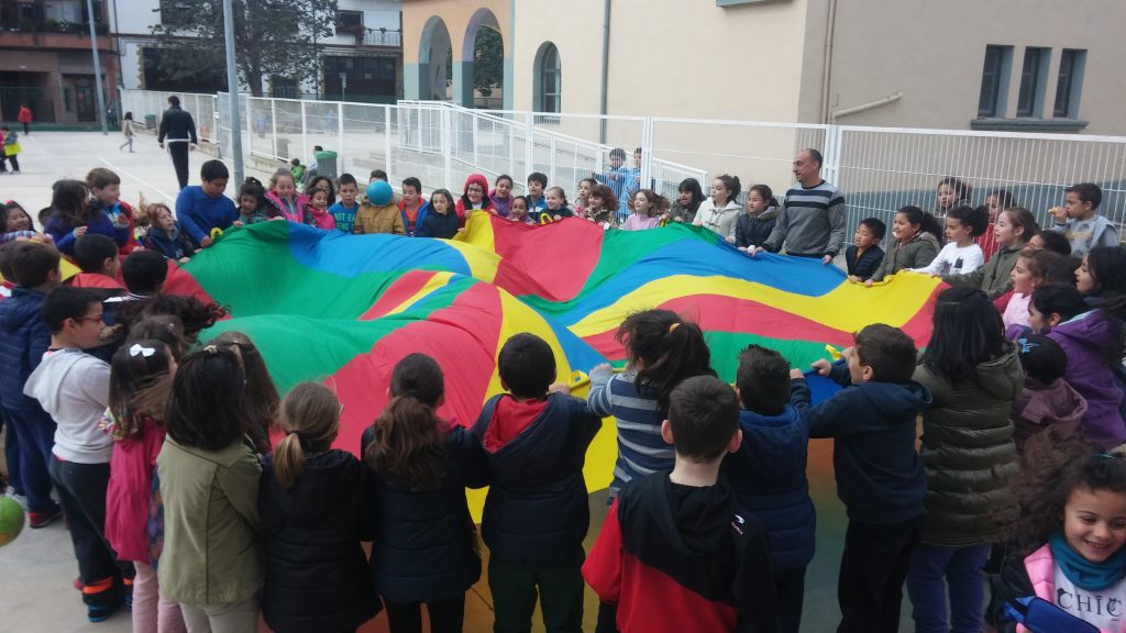 Juegos alternativos en los patios de 1º y 2º. | Colegio ...